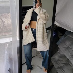 NWT JASON WU Women's Cream Faux Fur Jacket